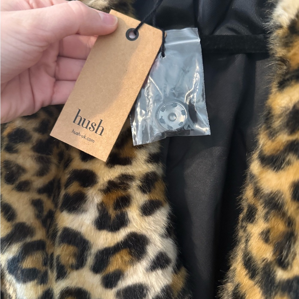 Leopard Print Faux Fur Coat - Women - Picture 6 of 10